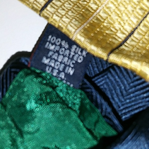 IOO% SILK TOMMY HILFIGER TIE - Picture 4 of 4